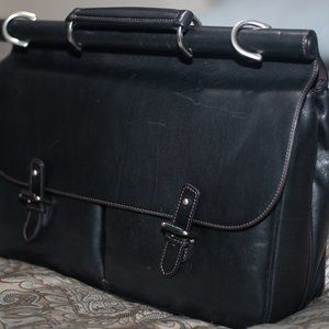 TRAFALGAR BLACK LEATHER MESSENGER BAG/ BRIEFCASE - NEW